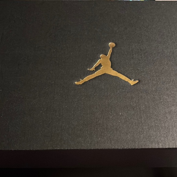 NWT- Jordan 6 Rings White/Black-Varsity Red Sneakers. Never worn!!! - Picture 14 of 16